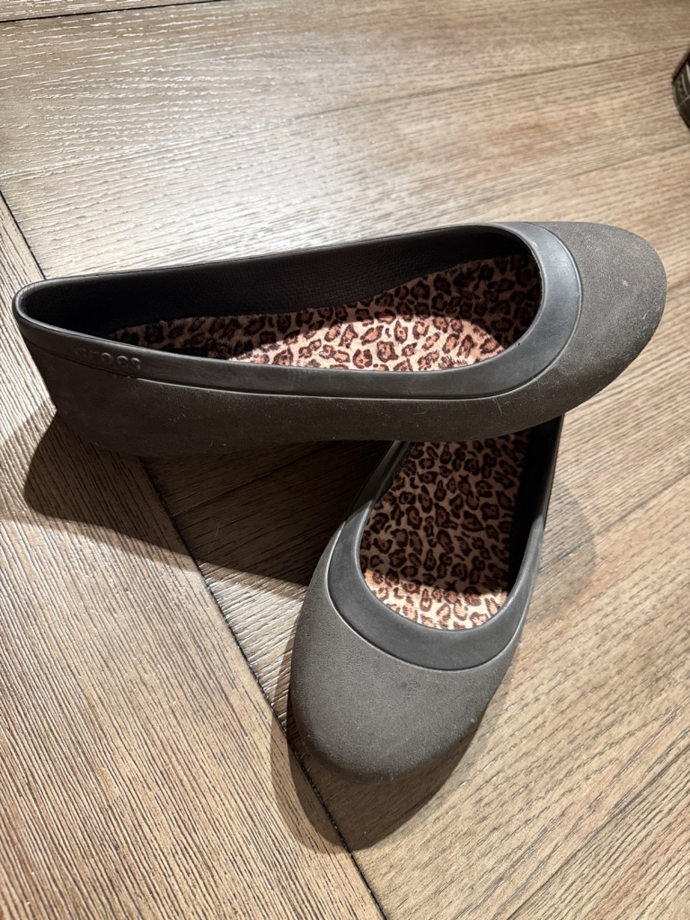 CROCS Women's Brown Ballet Flats with Leopard-Print Insole